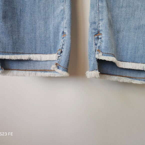 Eileen Fisher	Women's Organic Soft Stretch Pant High Low Raw Hem Jeans Size 10 - Picture 4 of 6